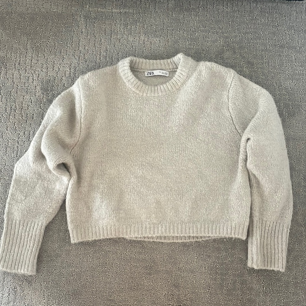 Zara Cropped Sweater